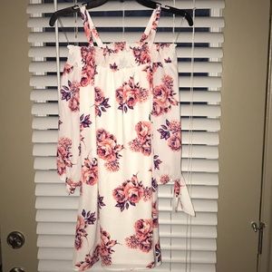 Bnwt off the shoulder floral dress.